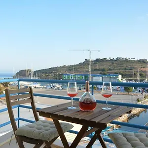 Wonderful Marina 4b 2b Apartment